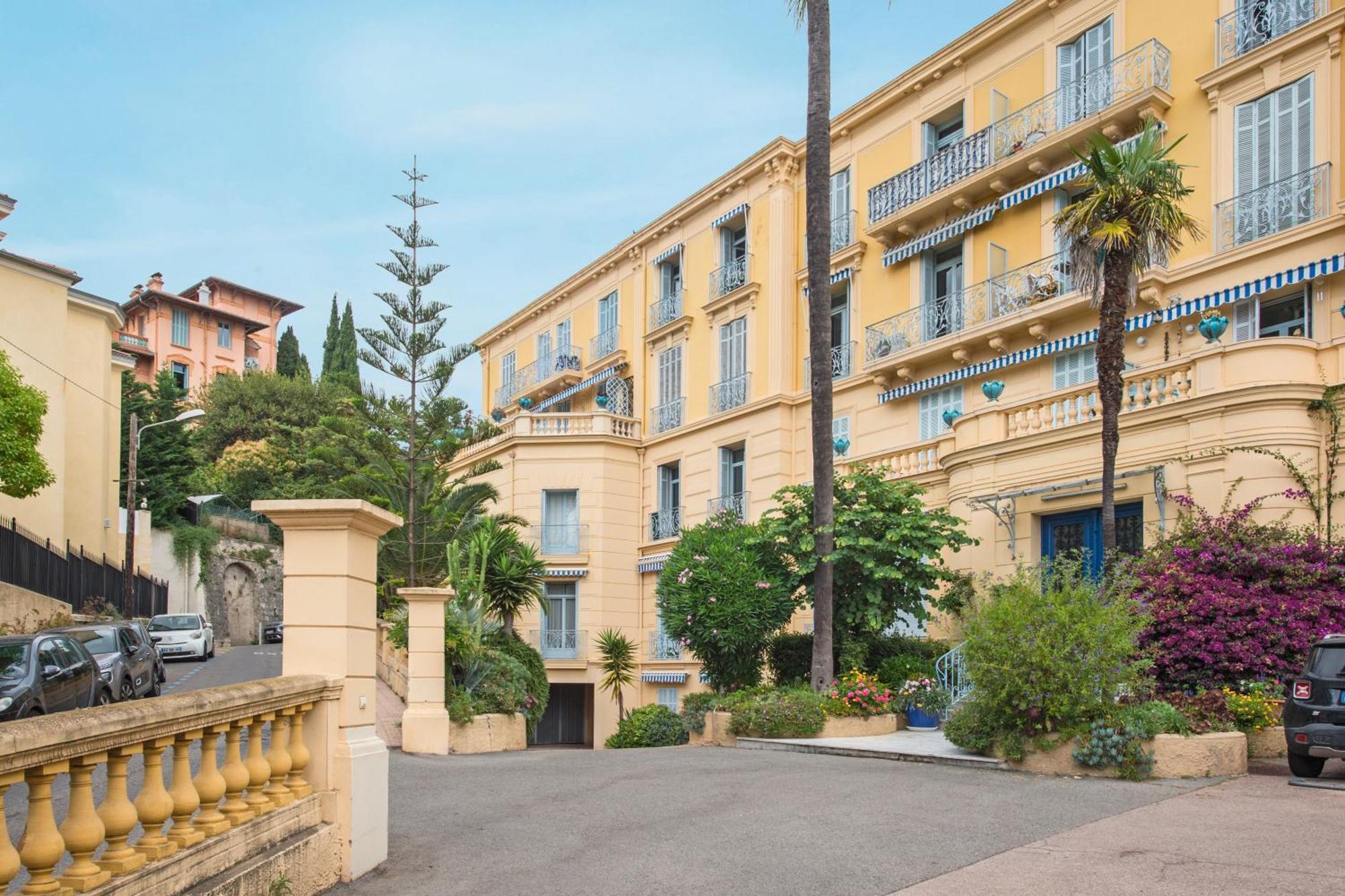 شقة Mont Fleuri- Somptueux 2 Pieces - Parking - مينتون المظهر الخارجي الصورة
